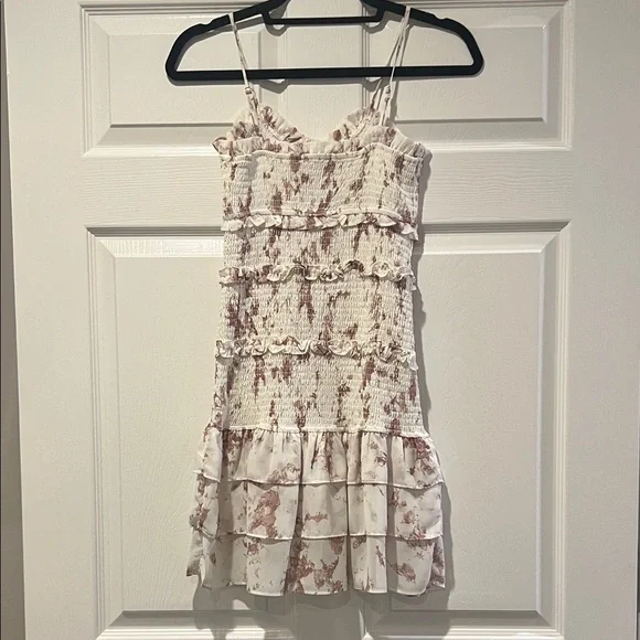 Storia Cream and Pink Ruffle Dress Size S - Picture 3 of 9